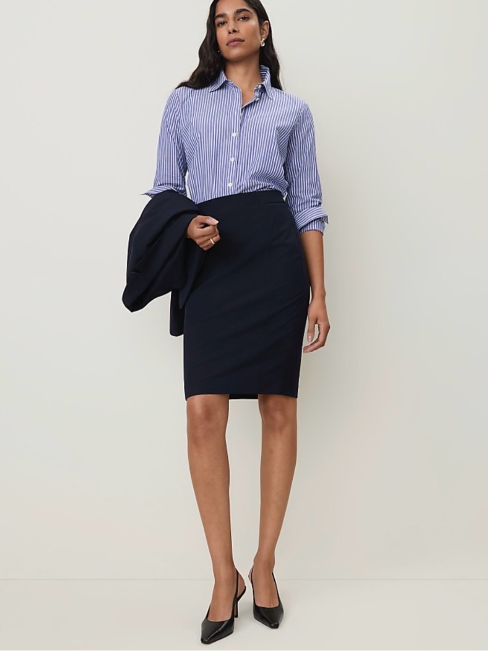 Ann Taylor Classic Navy Pencil Skirt - Versatile Workwear